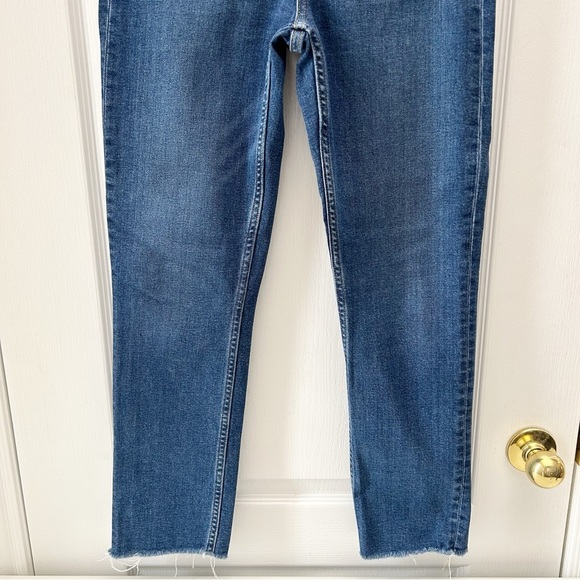 GAP High Rise Cigarette Jeans Slim Straight Leg Dark Indigo Blue Denim Size 26 - Picture 8 of 16